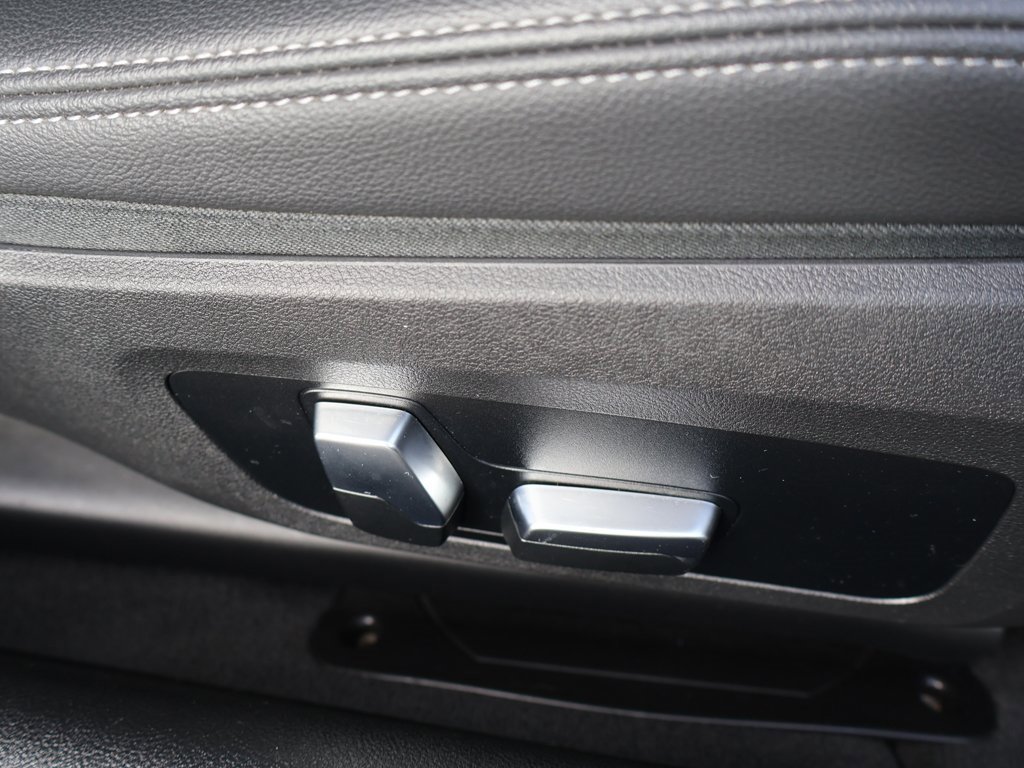 Used 2023 BMW 430i xDrive Convertible w/ M Sport Package image 31