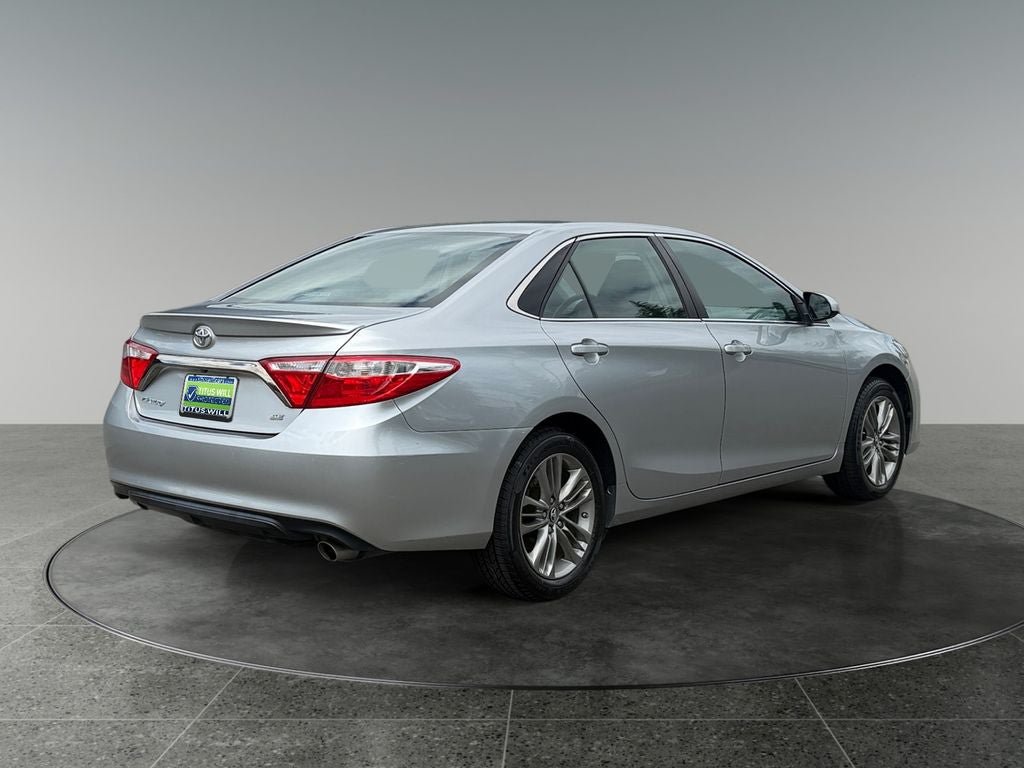 Used 2017 Toyota Camry SE FWD image 9