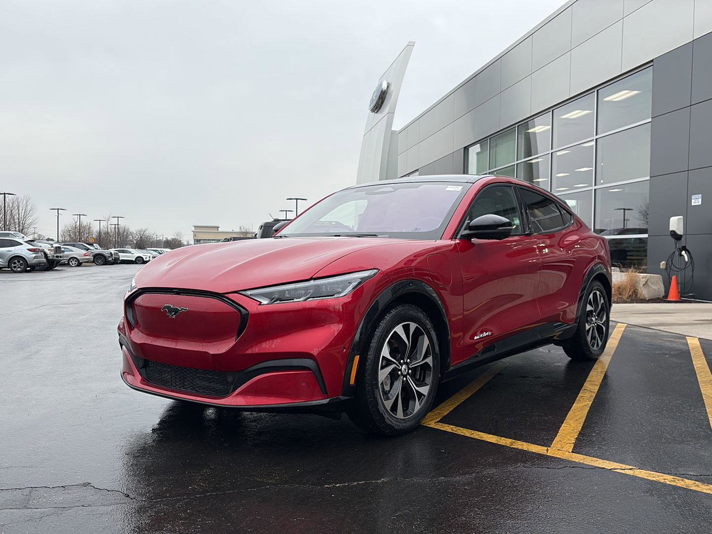 Used 2021 Ford Mustang Mach-E Premium image 3