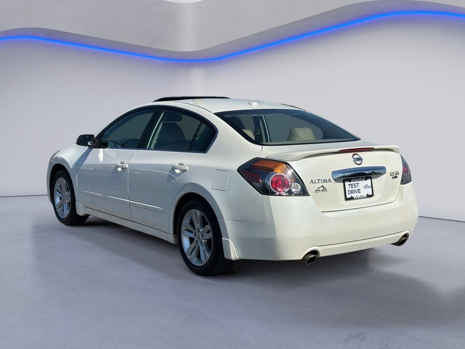 Used 2012 Nissan Altima 3.5 SR w/ Sport Pkg FWD image 12