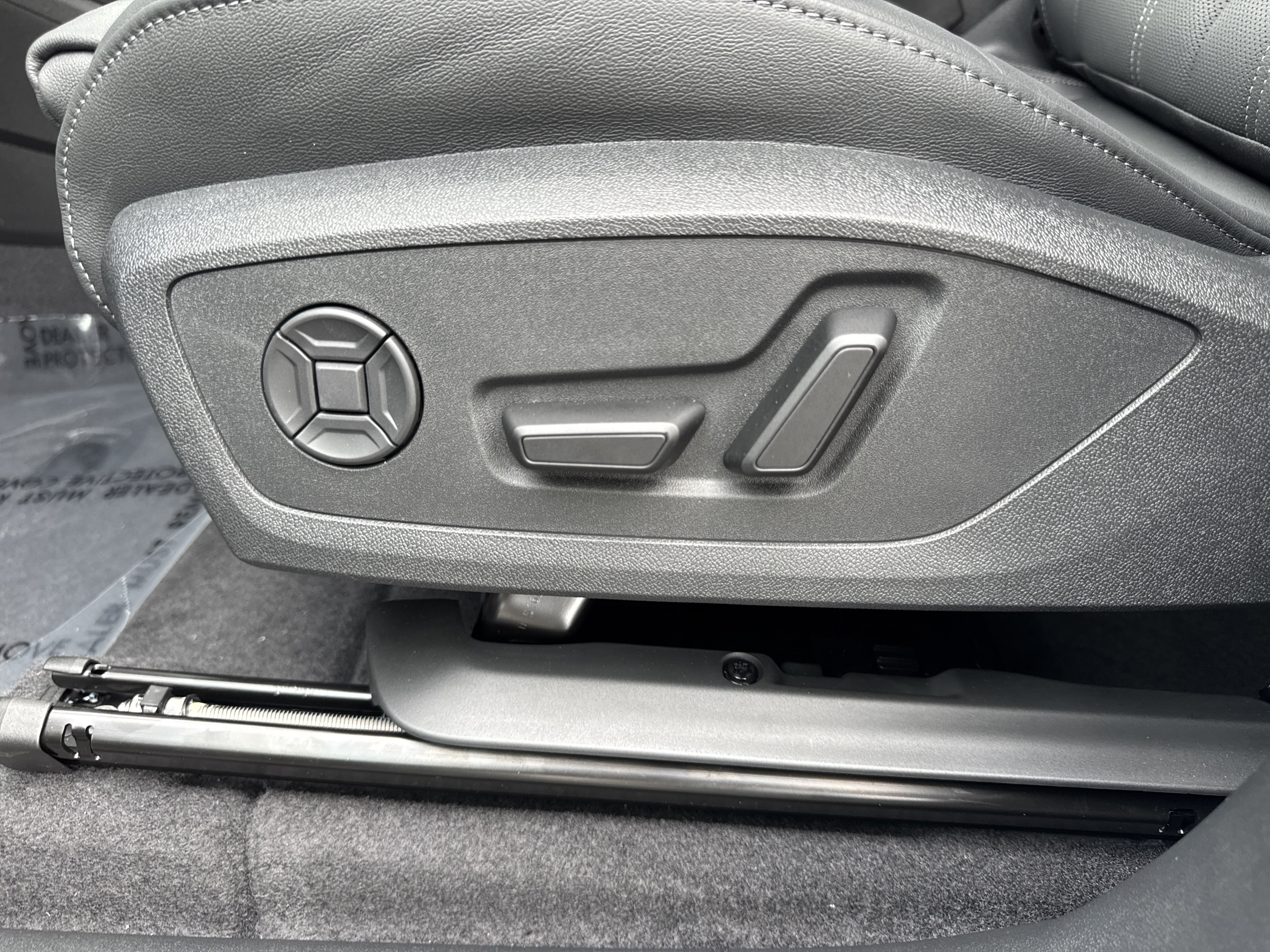 New 2027 Audi Q6 e-tron Premium Plus AWD/4WD image 18