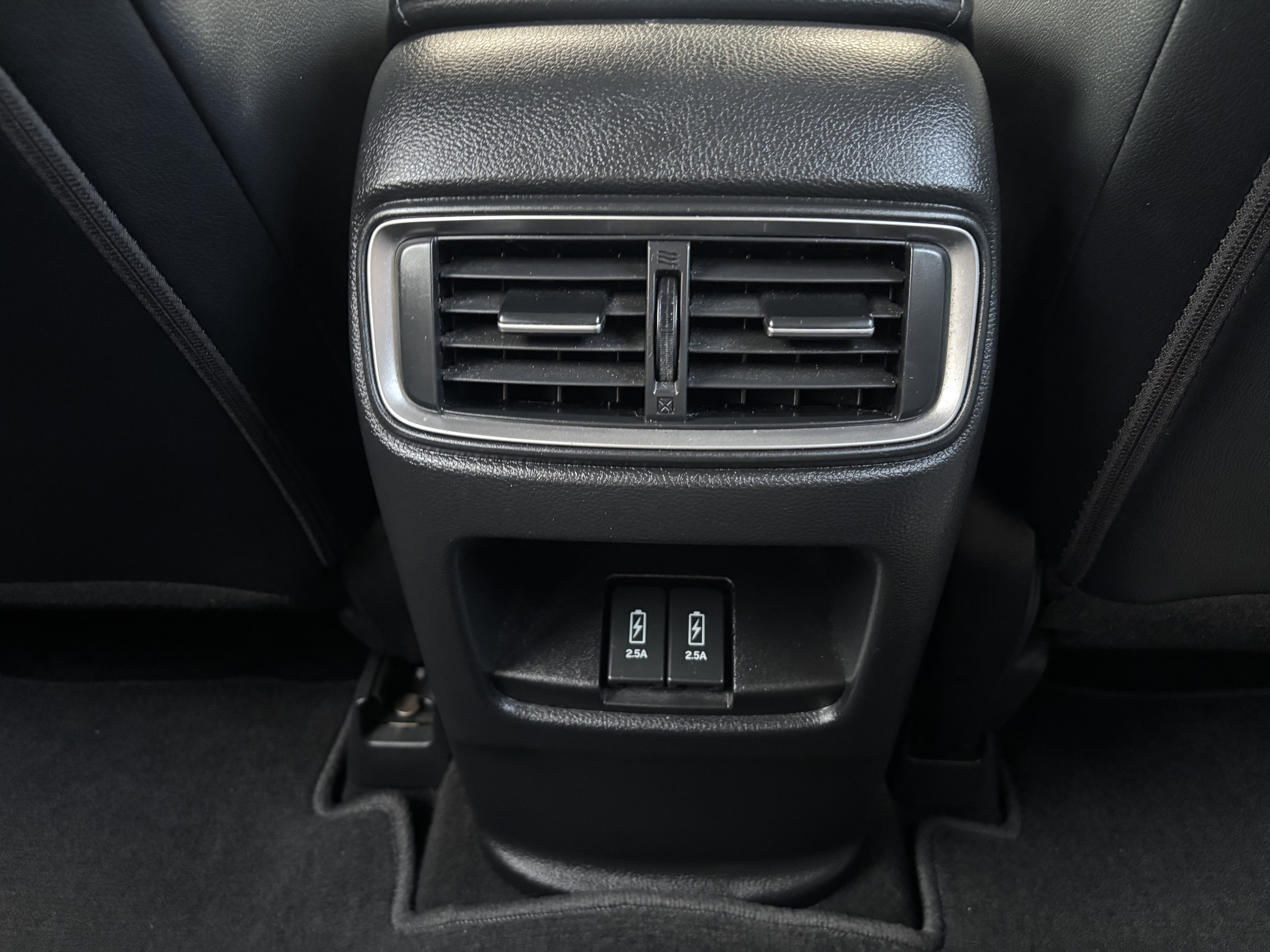 Used 2018 Honda CR-V Touring image 39