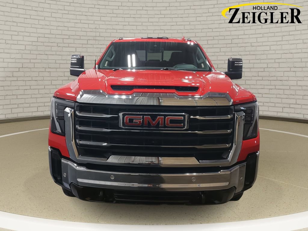 Used 2024 GMC Sierra 2500 SLT w/ SLT Convenience Package image 2