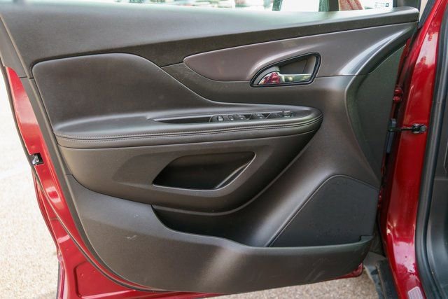 Used 2022 Buick Encore Preferred w/ Safety Package image 17