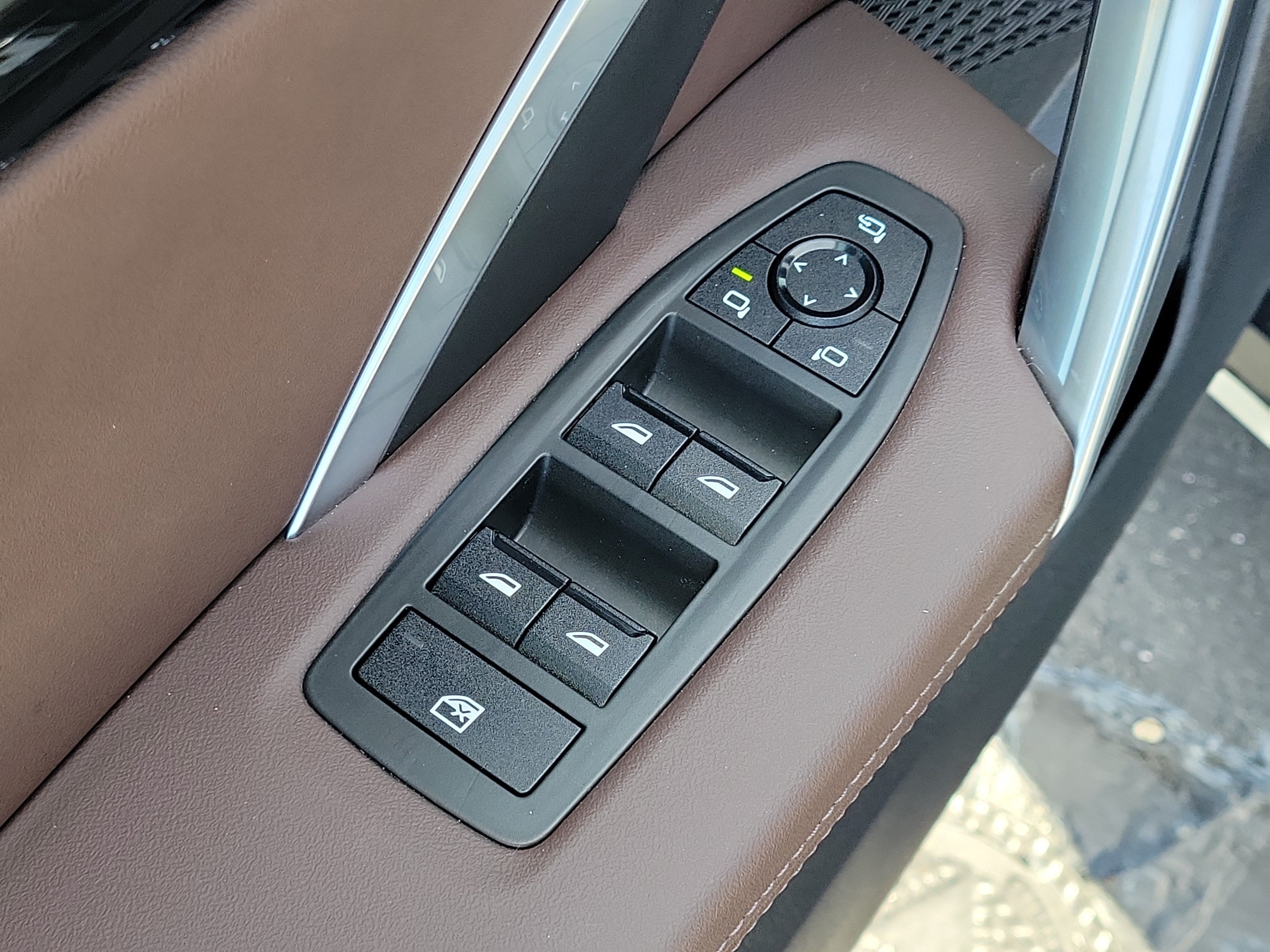 Used 2025 BMW X1 xDrive28i AWD/4WD image 20