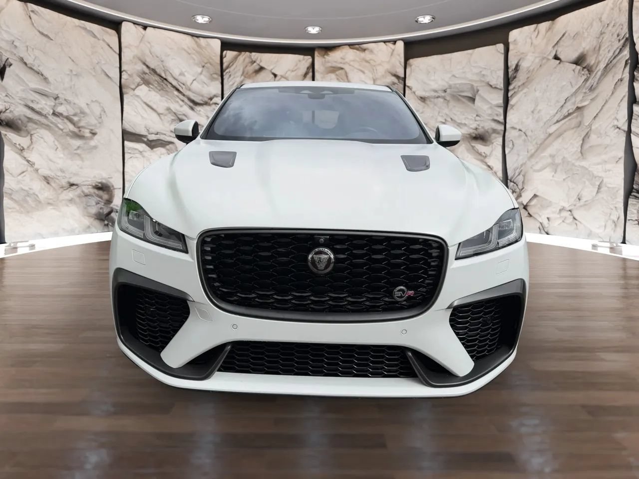 Used 2021 Jaguar F-PACE SVR AWD/4WD image 3