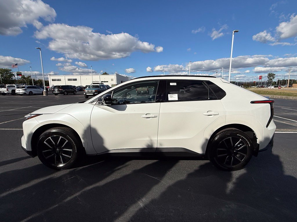 New 2026 Toyota bZ FWD image 5