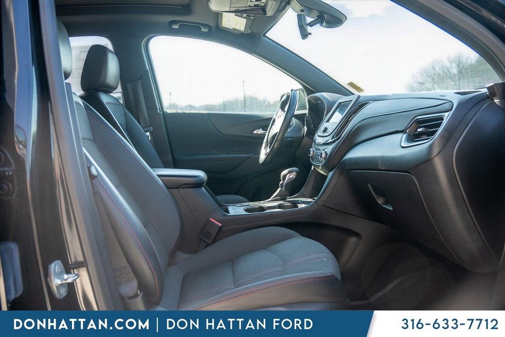 Used 2022 Chevrolet Equinox RS w/ LPO, Floor Liner Package image 23