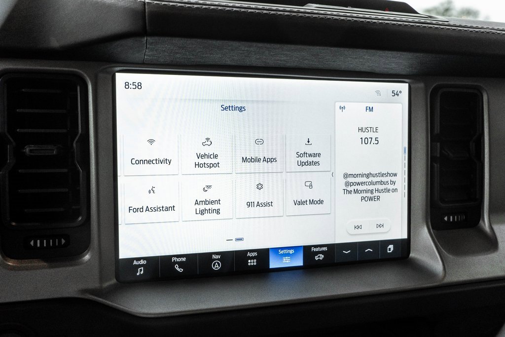 Used 2025 Ford Bronco Outer Banks image 10