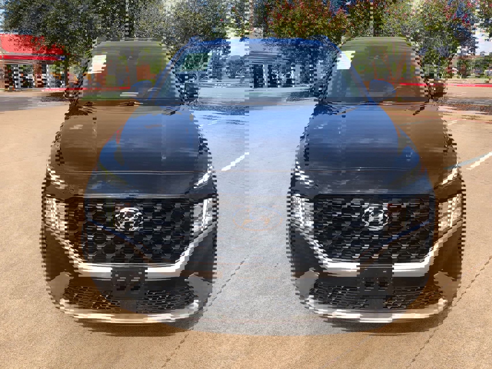 Used 2023 Hyundai Santa Fe SEL w/ Cargo Package image 3