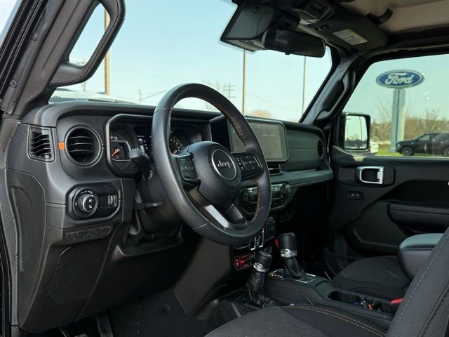 Used 2024 Jeep Gladiator Mojave w/ Convenience Group AWD/4WD image 13