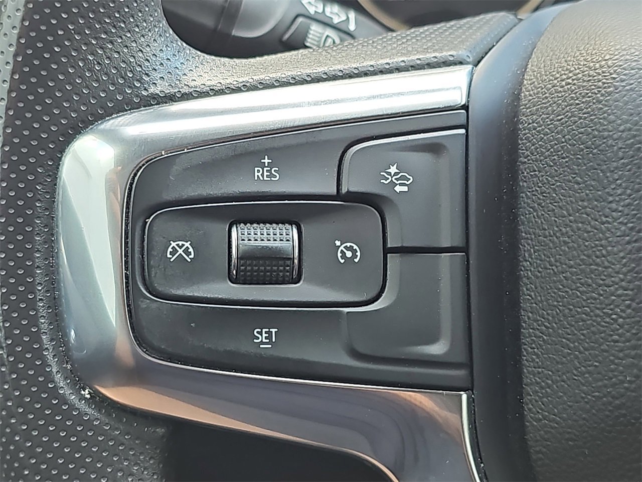 Certified 2023 Chevrolet Blazer LT w/ Convenience Package image 22