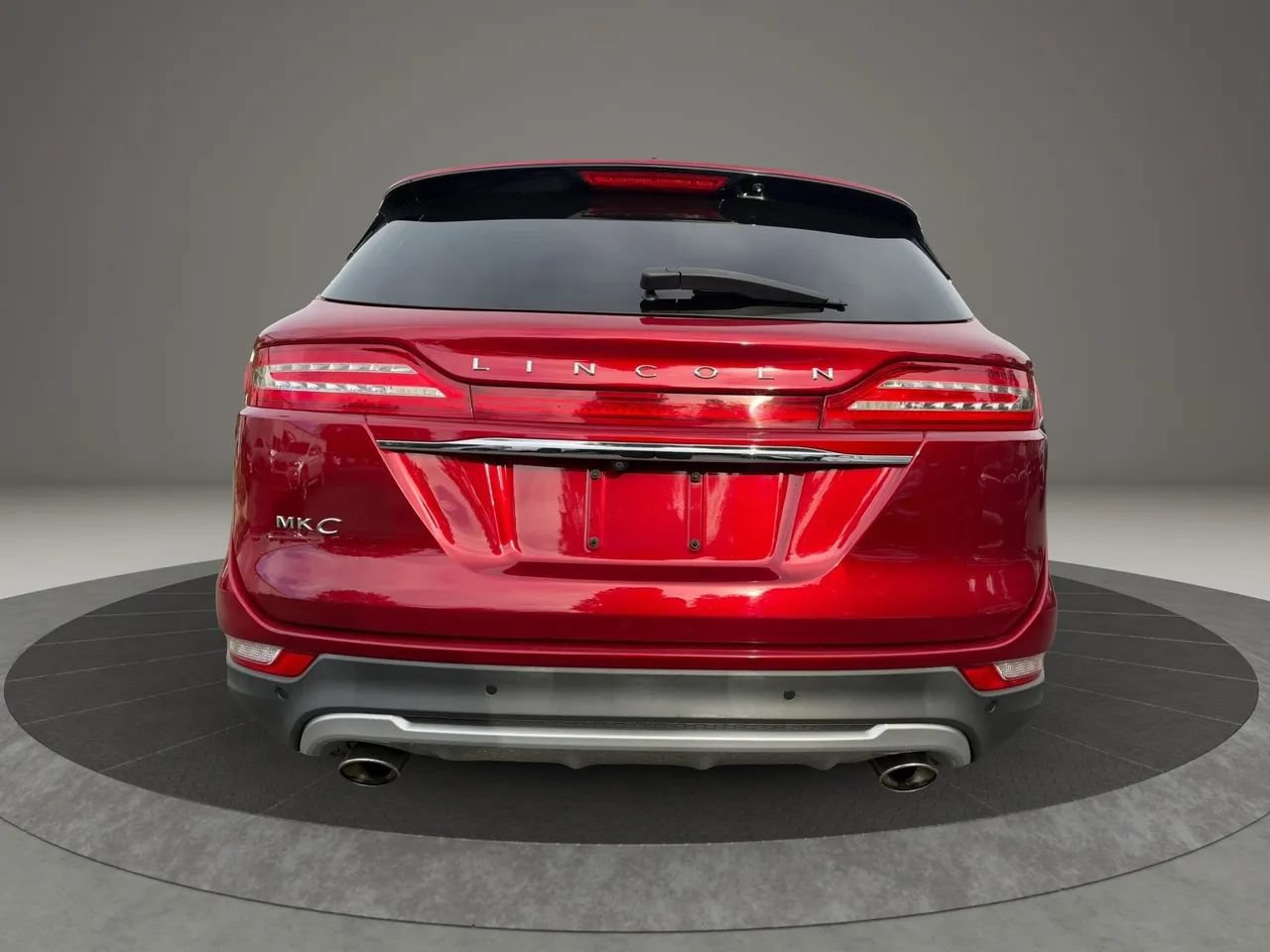 Used 2019 Lincoln MKC Select w/ Select Plus Package AWD/4WD image 4