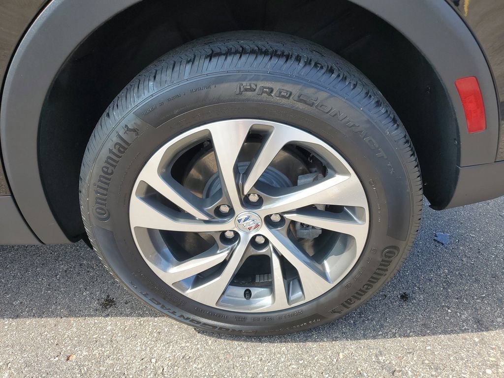 Certified 2023 Buick Envision Essence w/ Technology Package I AWD/4WD image 34