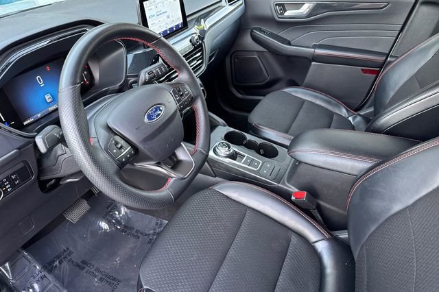 Used 2025 Ford Escape ST-Line FWD image 10