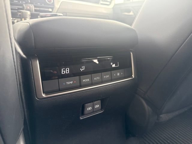 Used 2025 Lexus GX 550 w/ Accessory Package (2T) AWD/4WD image 7