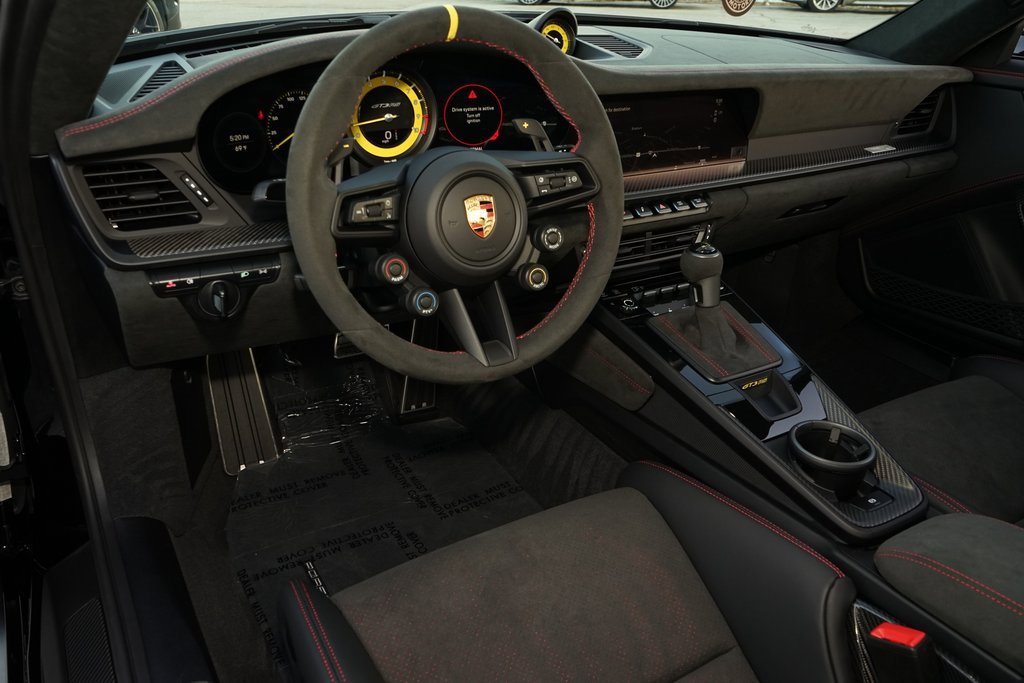 Used 2025 Porsche 911 GT3 RS image 13