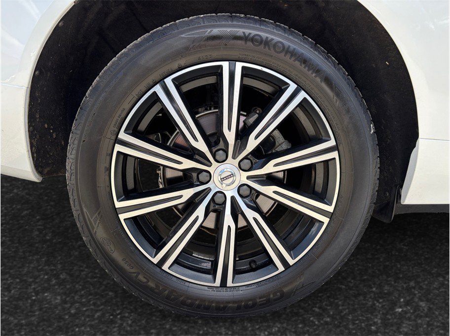 Used 2021 Volvo XC60 T5 Inscription w/ Climate Package AWD/4WD image 15