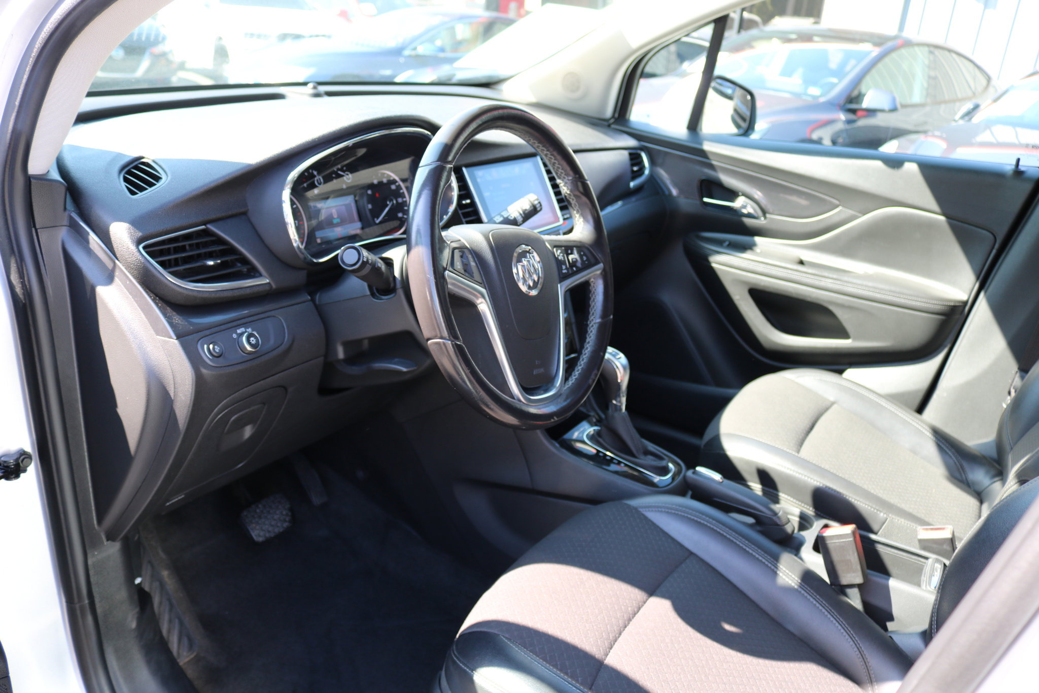 Used 2019 Buick Encore Preferred image 14