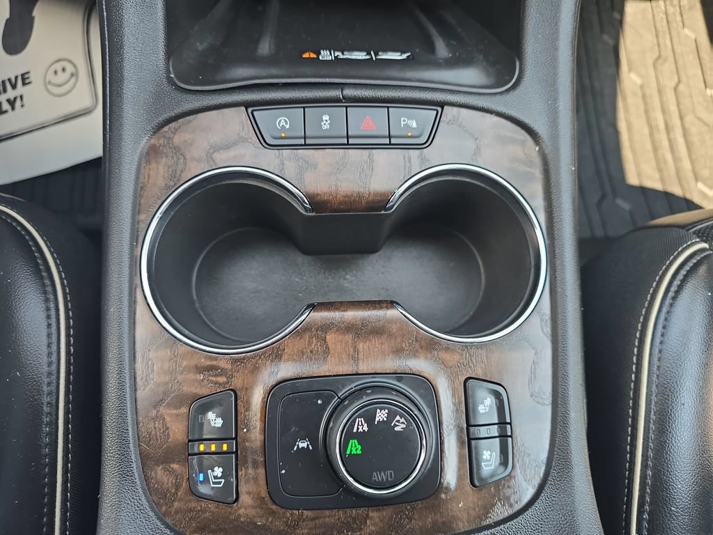 Used 2021 GMC Acadia Denali AWD/4WD image 38