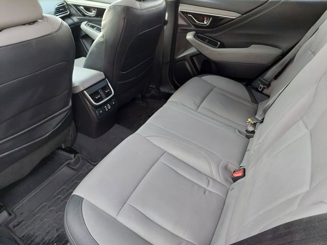 Used 2023 Subaru Outback Limited image 32