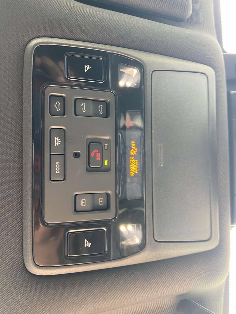 Used 2026 Toyota Grand Highlander AWD Hybrid image 32