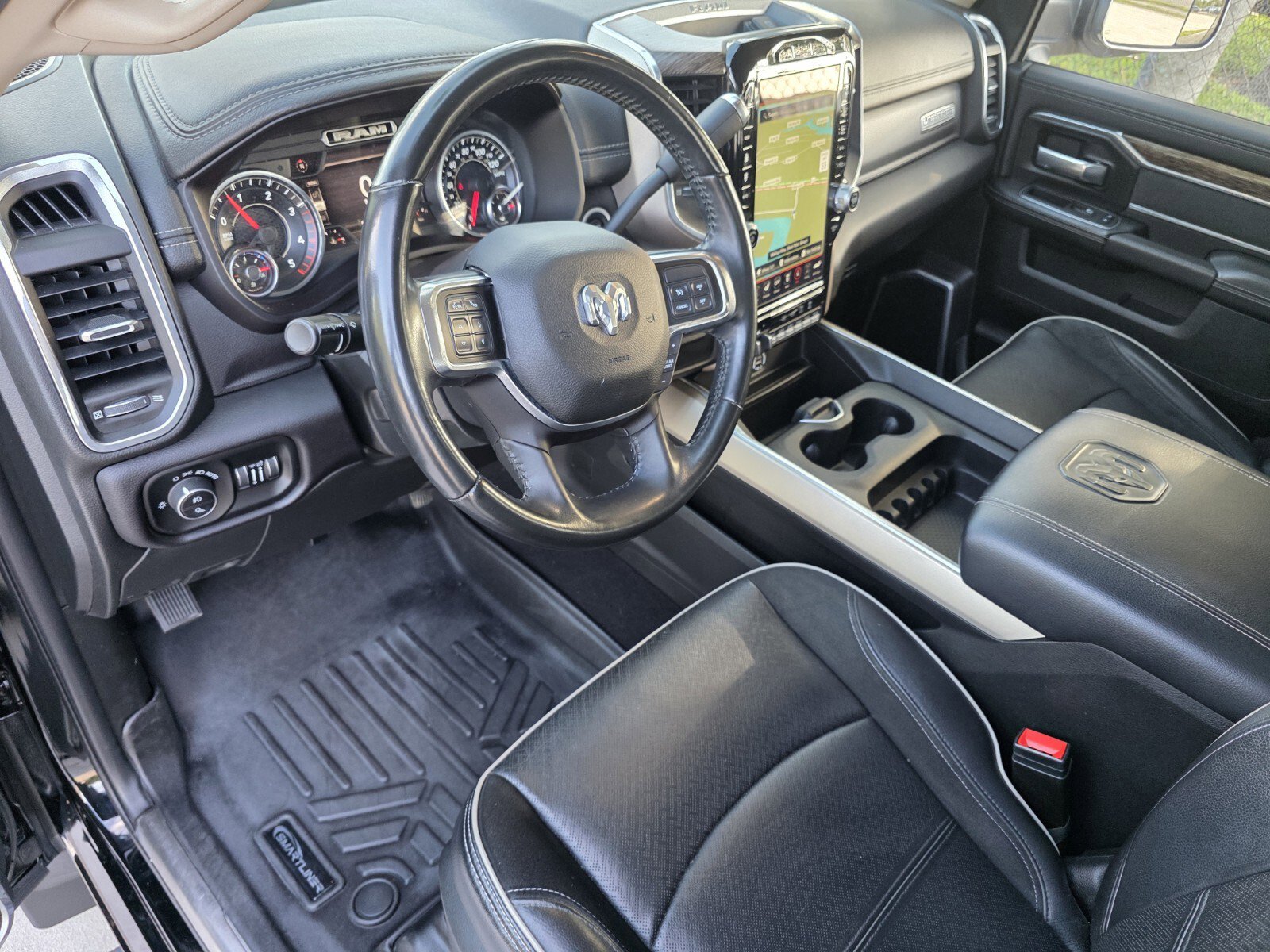 Used 2021 RAM 3500 Laramie AWD/4WD image 11
