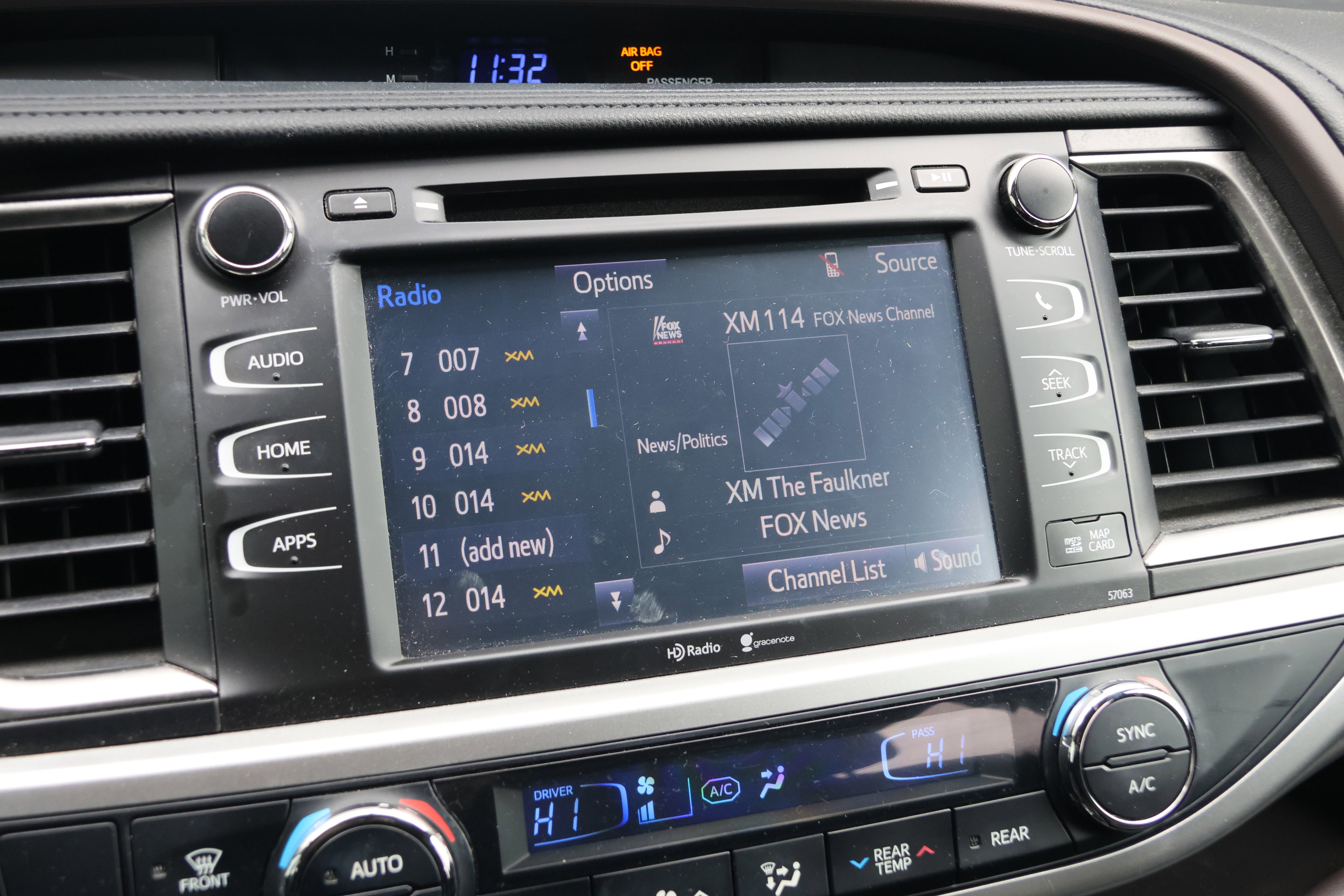 Used 2014 Toyota Highlander XLE image 23