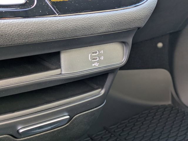 New 2026 Chrysler Pacifica Select image 31