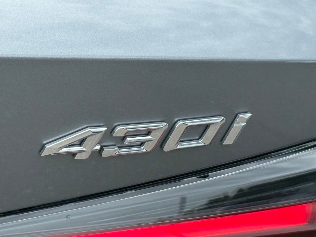 Used 2025 BMW 430i Convertible w/ Convenience Package image 13