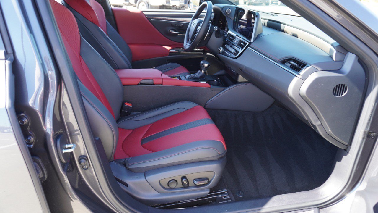 Certified 2024 Lexus ES 350 F Sport w/ Accessory Package (Z2) FWD image 15