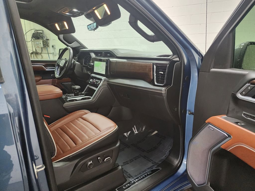 Used 2025 GMC Sierra 1500 Denali Ultimate image 39