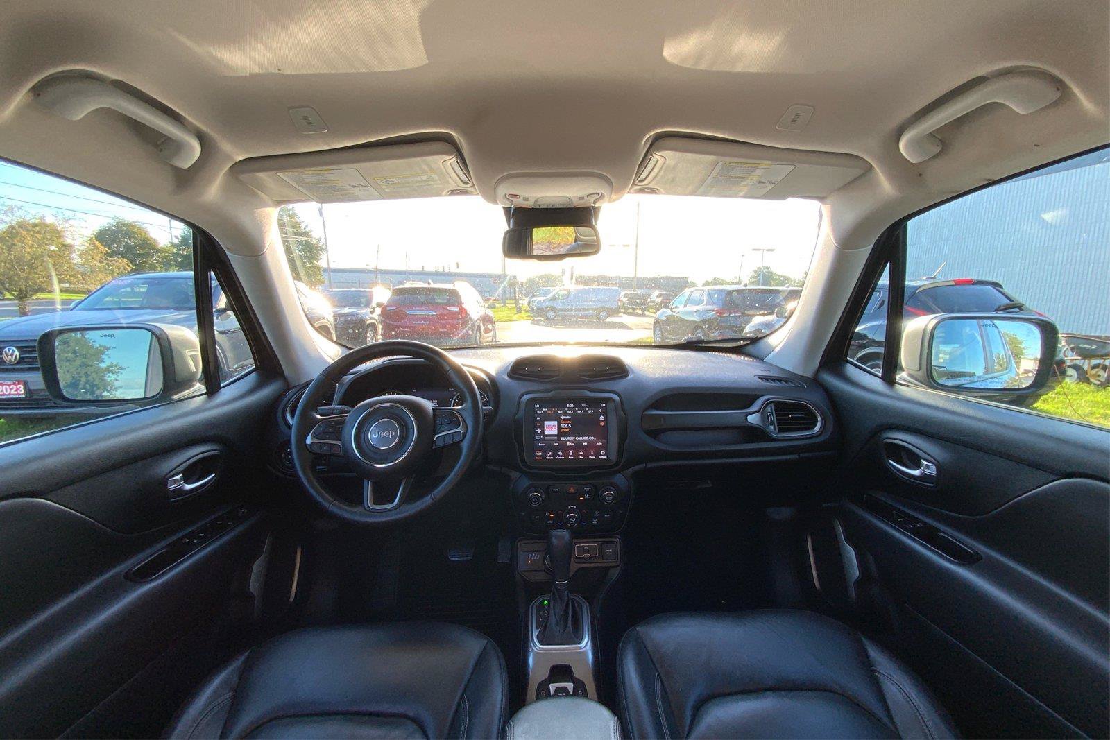 Used 2021 Jeep Renegade Limited AWD/4WD image 30