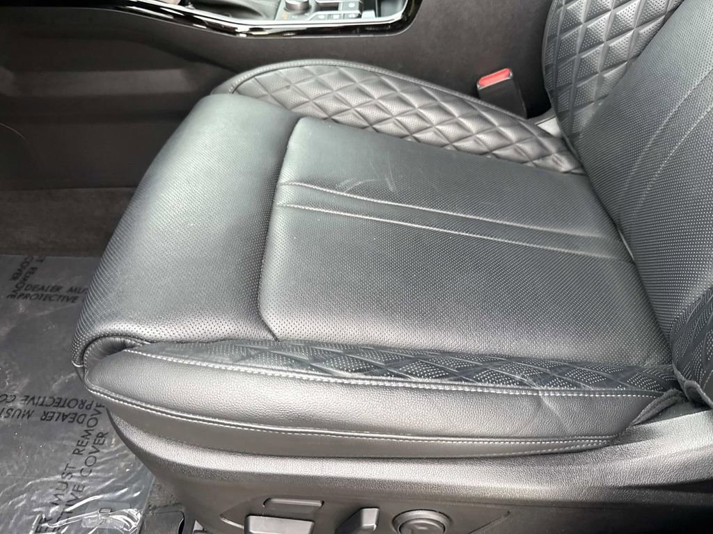 Used 2023 Kia Sorento SX image 25