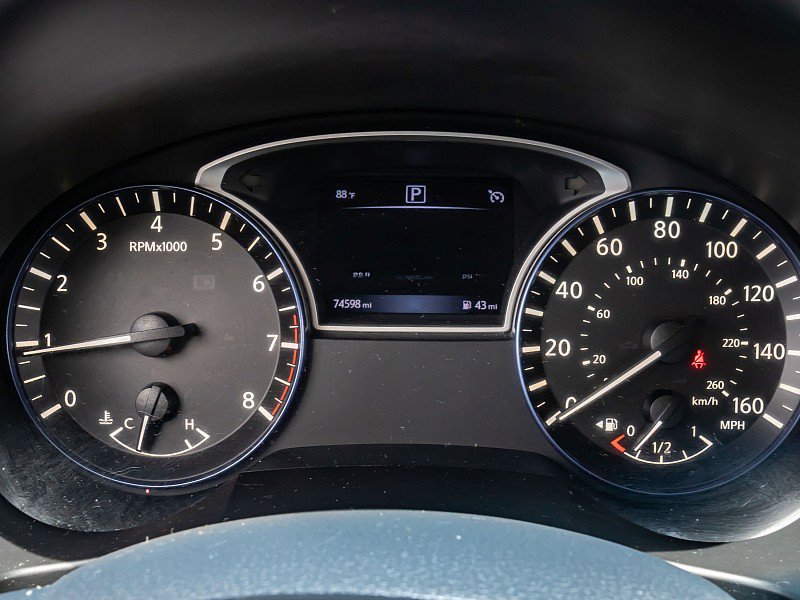 Used 2016 Nissan Altima 2.5 SR FWD image 29