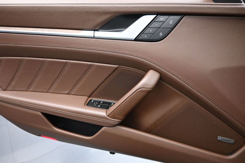 Certified 2024 Porsche 911 Targa 4S AWD/4WD image 25