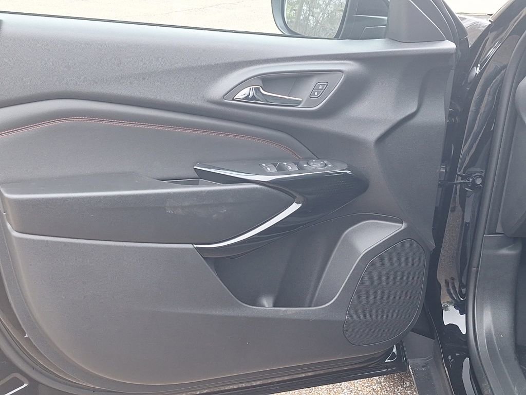 New 2026 Chevrolet Trax RS w/ Driver Confidence Package image 27