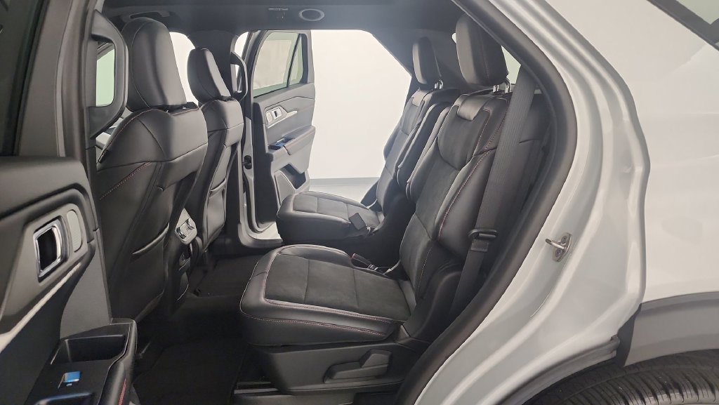 New 2026 Ford Explorer ST w/ Sun And Sound Package AWD/4WD image 17