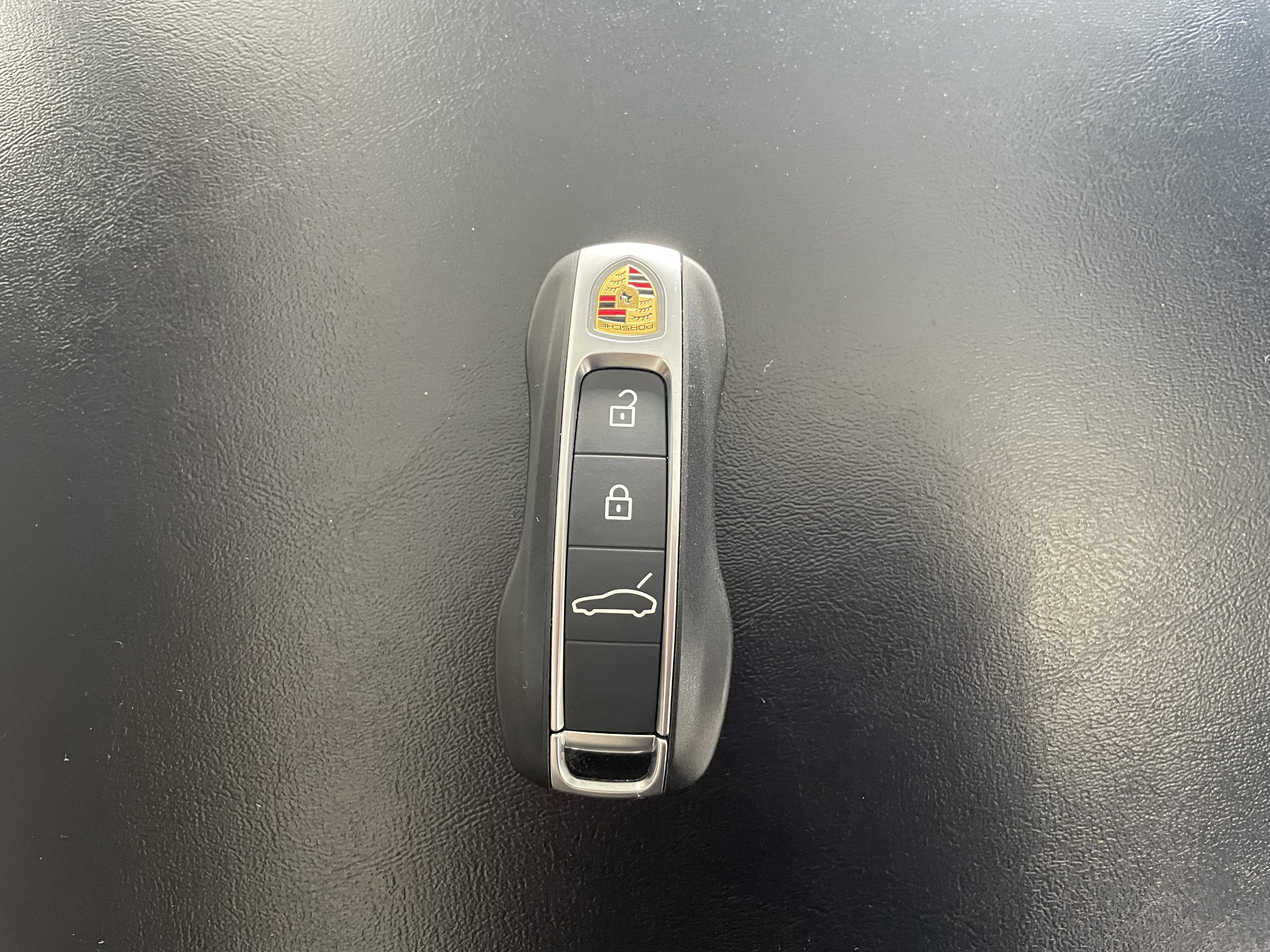 Certified 2026 Porsche Panamera image 25