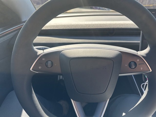 Used 2026 Tesla Model Y Long Range image 11