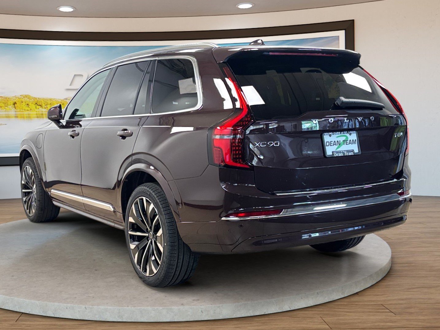New 2026 Volvo XC90 T8 Plus w/ Protection Package Premier AWD/4WD image 7