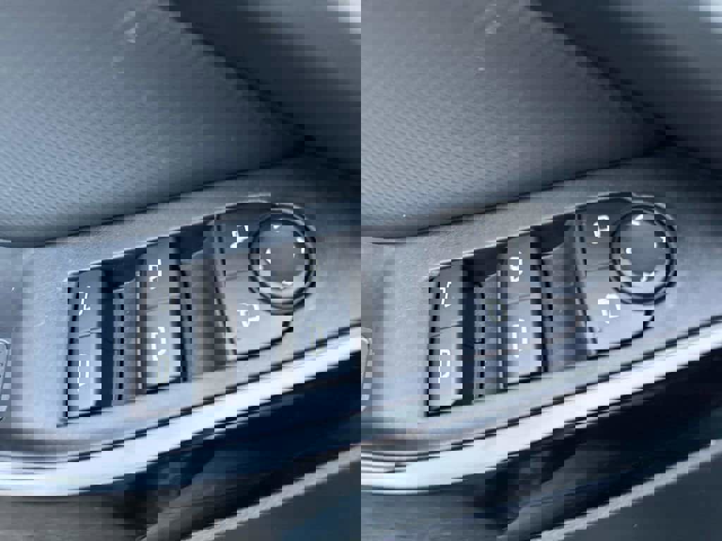 New 2026 Chevrolet Equinox LT w/ Safety and Technology Package image 17