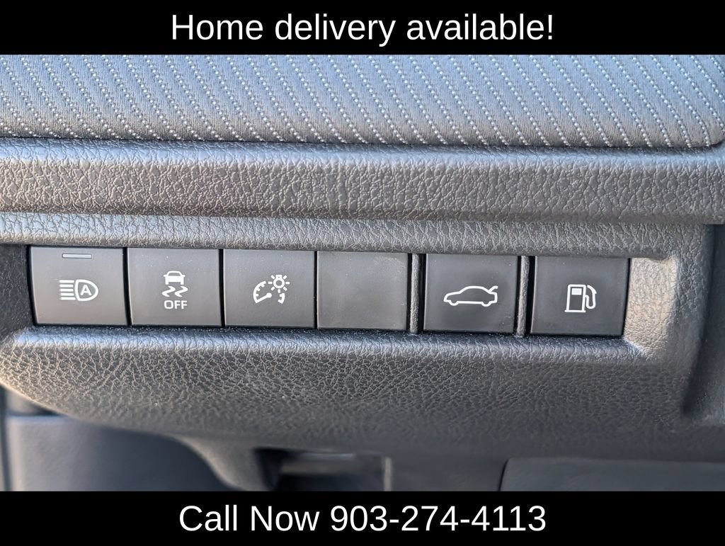 Used 2026 Toyota Camry SE FWD image 23