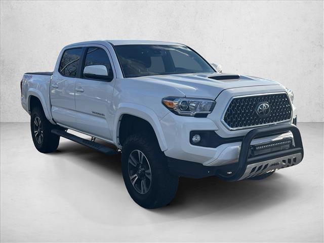 Used 2019 Toyota Tacoma TRD Sport image 3