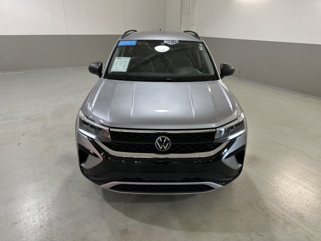Certified 2024 Volkswagen Taos S image 3