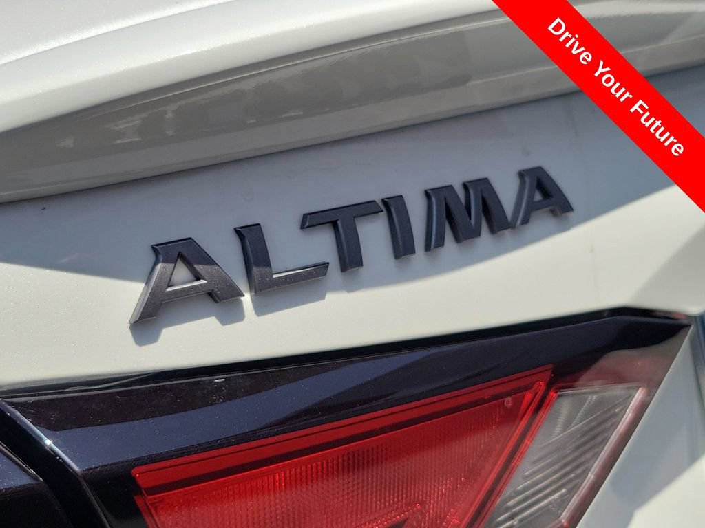 Used 2025 Nissan Altima 2.5 SR AWD/4WD image 25