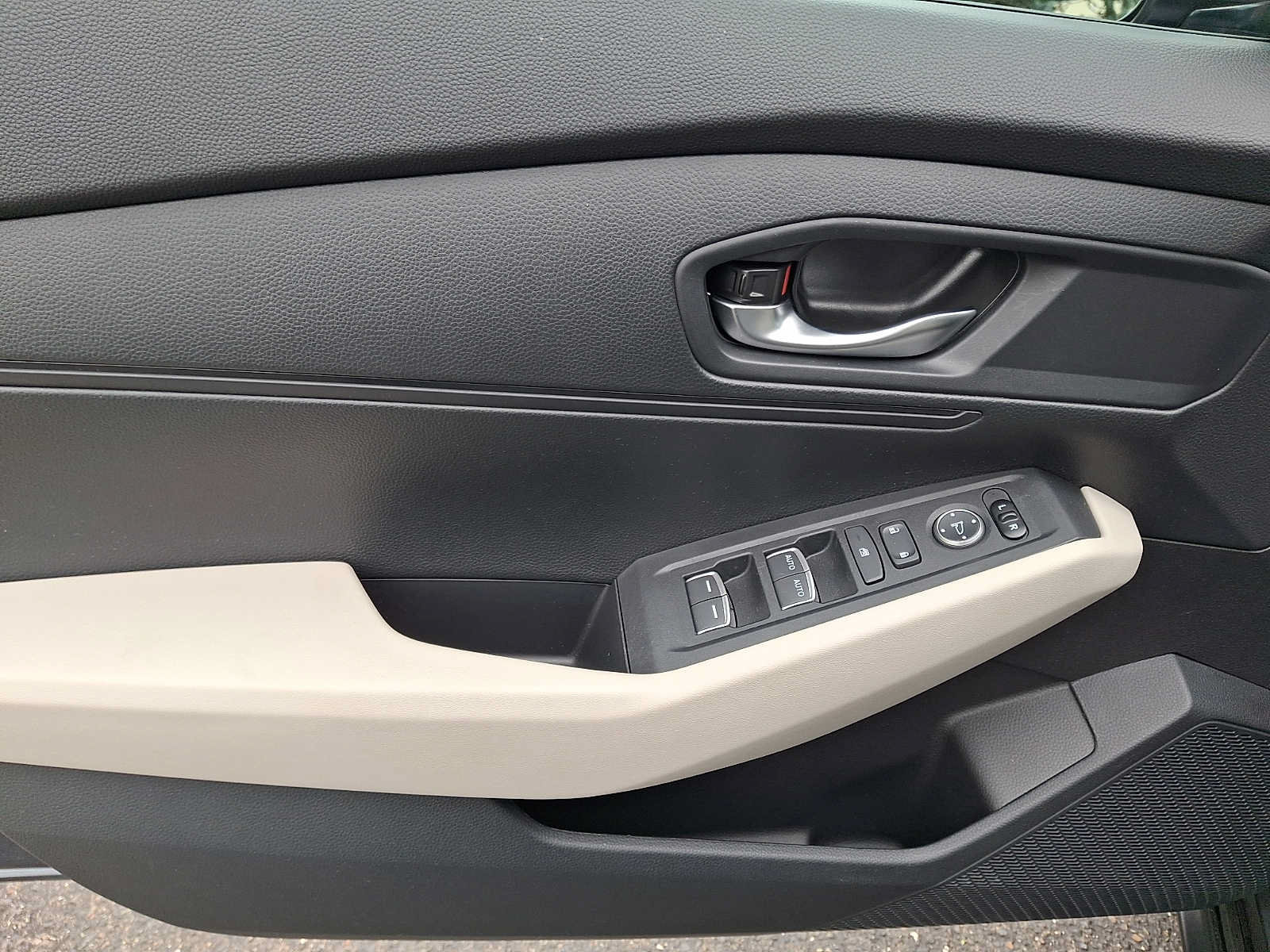 Certified 2024 Honda Accord LX image 12