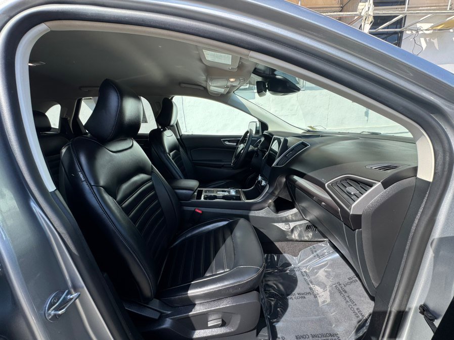Used 2024 Ford Edge SEL AWD/4WD image 10