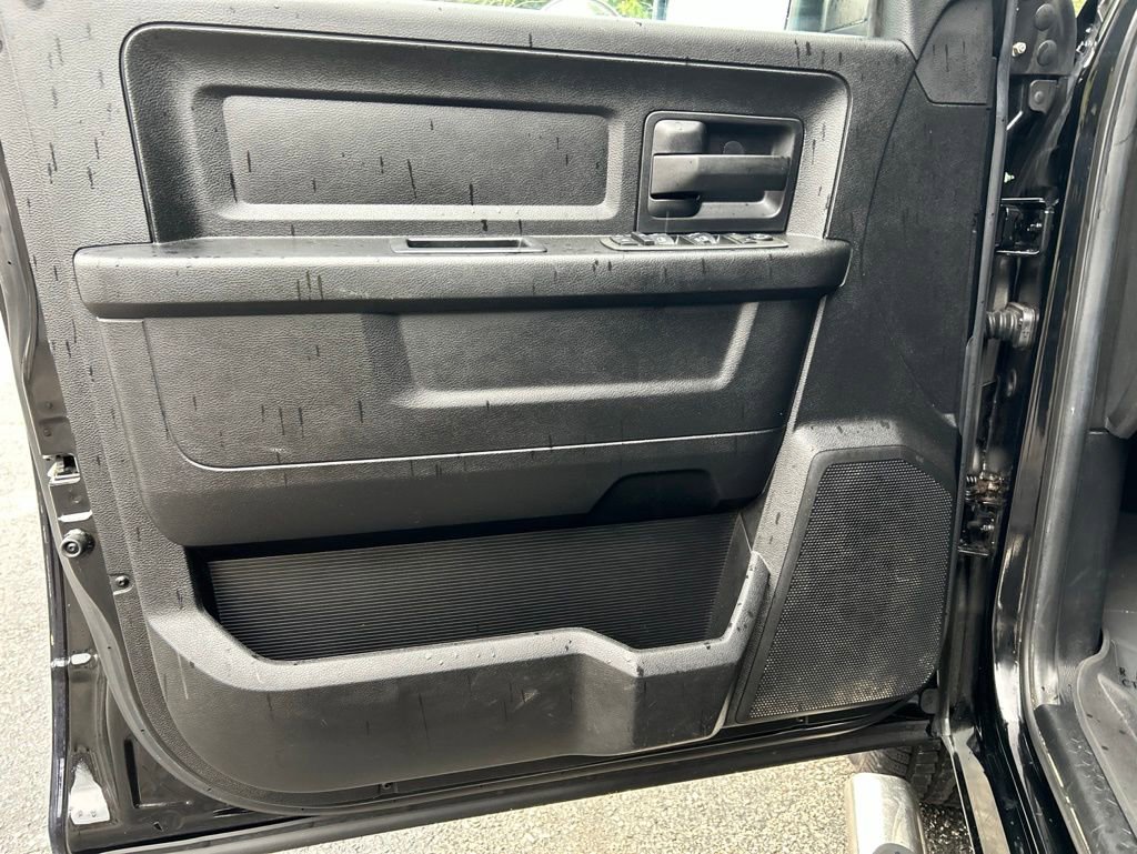 Used 2014 RAM 1500 Express AWD/4WD image 10