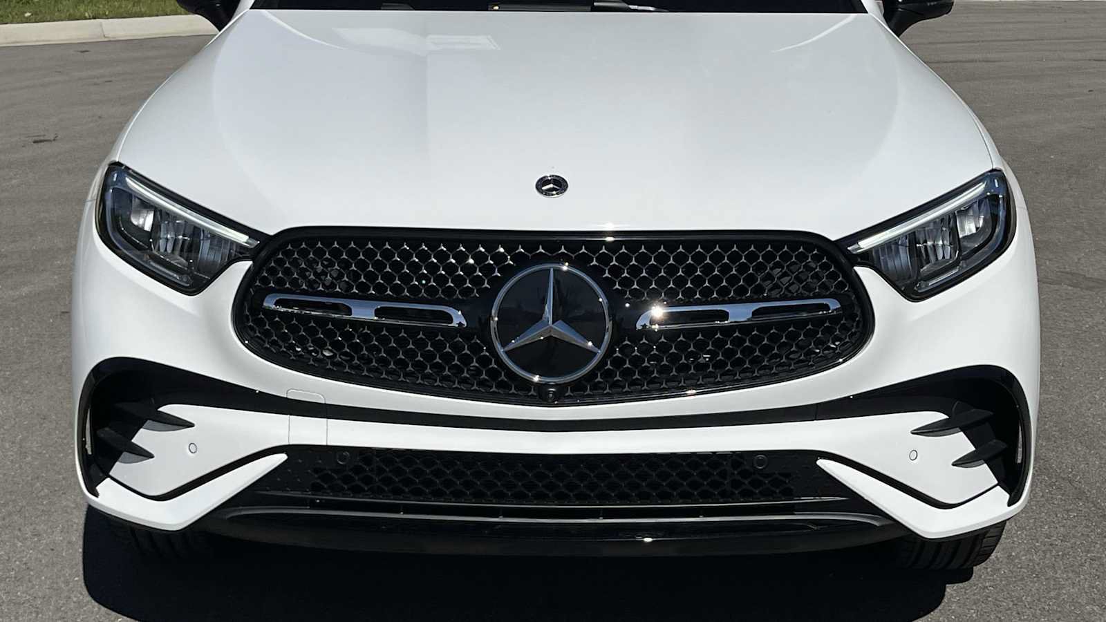 Used 2027 Mercedes-Benz GLC 300 4MATIC image 22